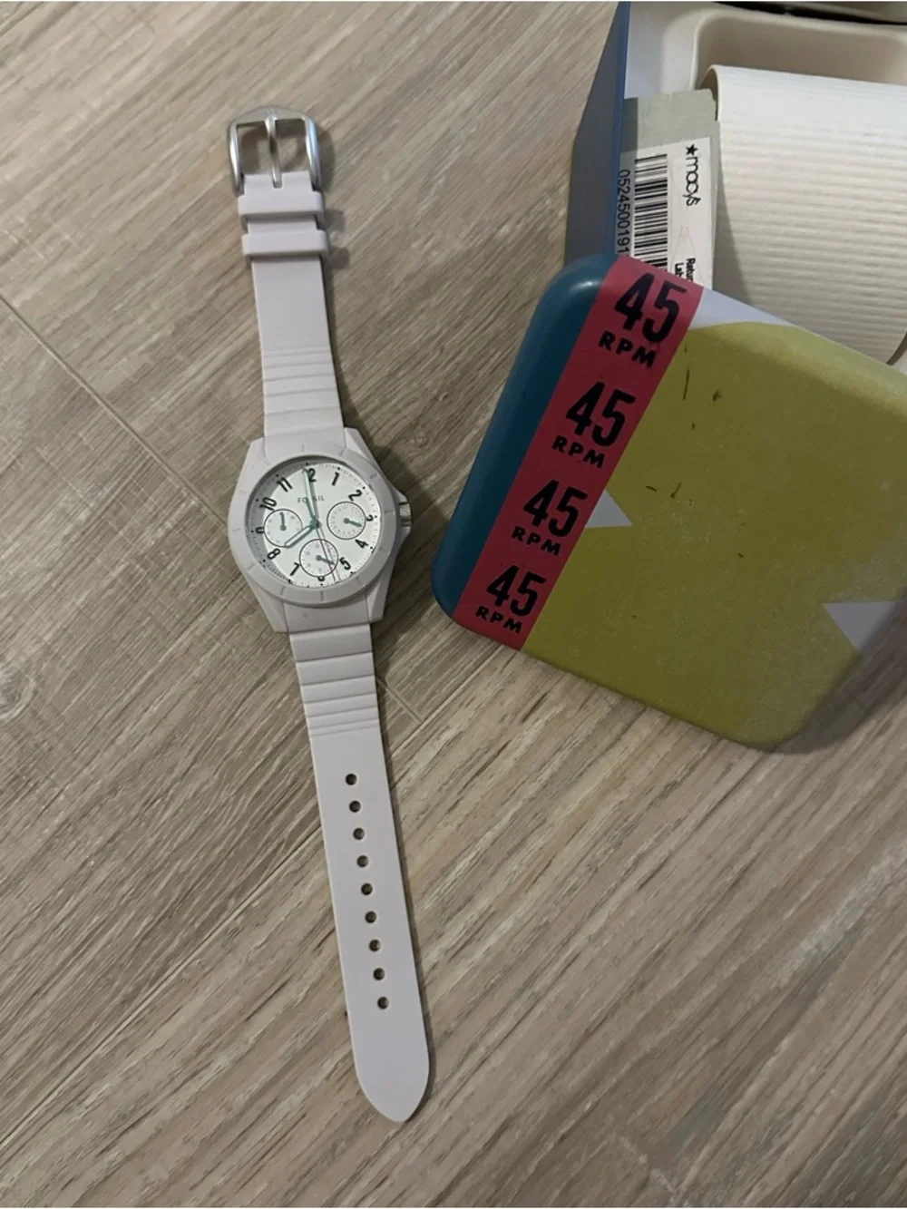 White rubber Fossil watch blue accents ES4064 box included like new condition - Picture 2 of 6